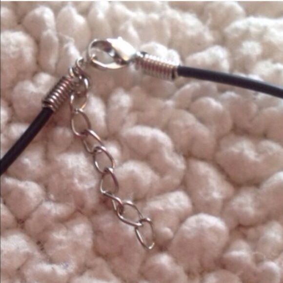 Forever Necklace  - Picture 4 of 4